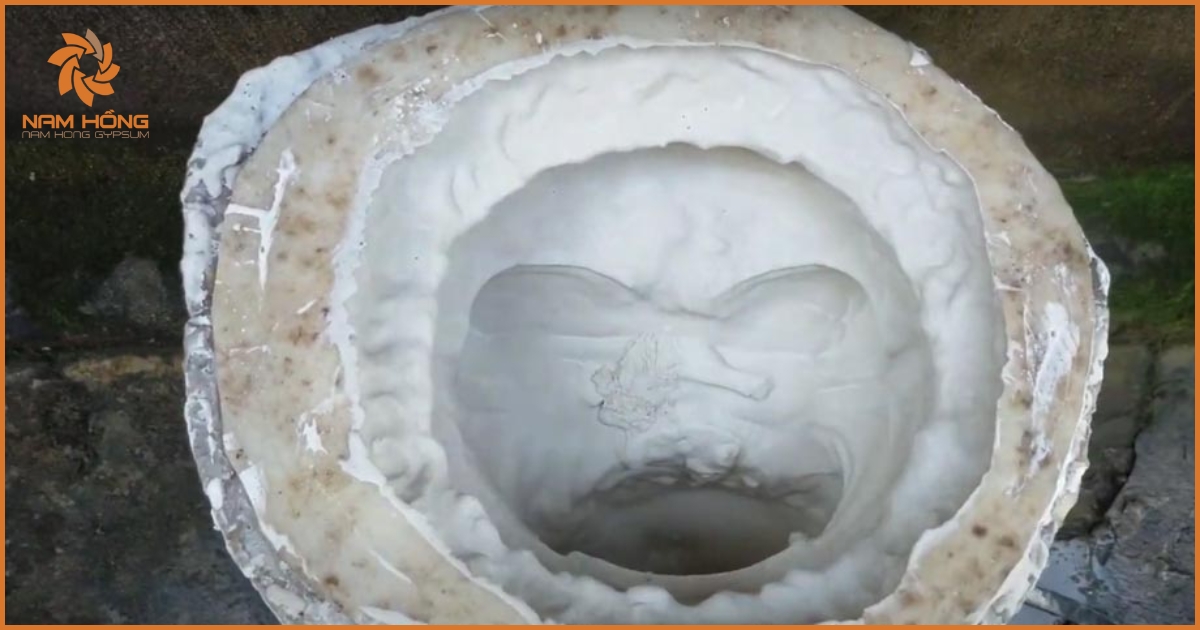 Các bước làm mặt nạ bằng bột thạch cao