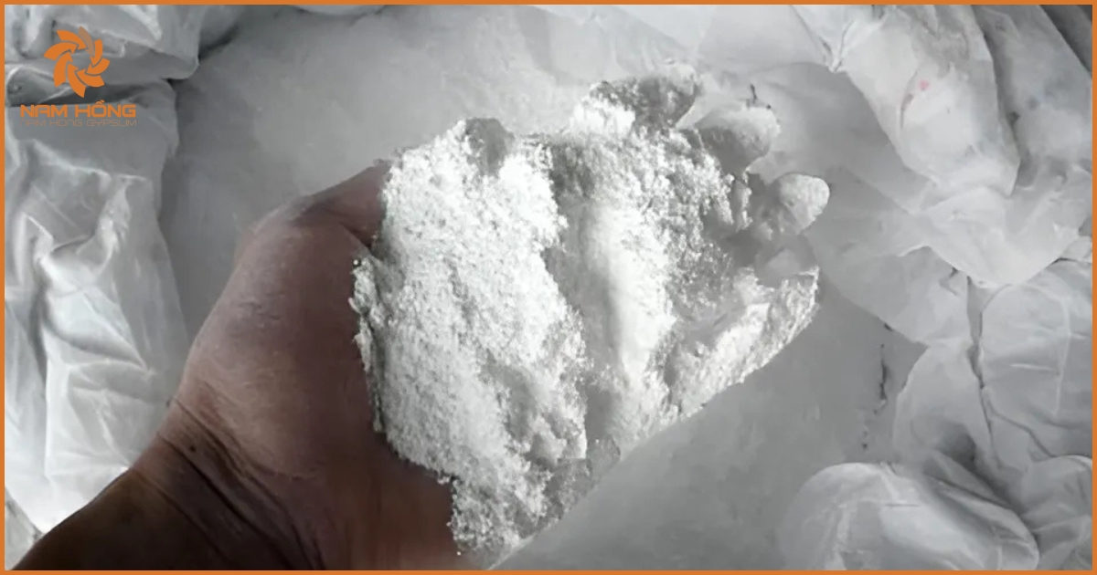 So sánh bột thạch cao với các chất độn khác trong giấy