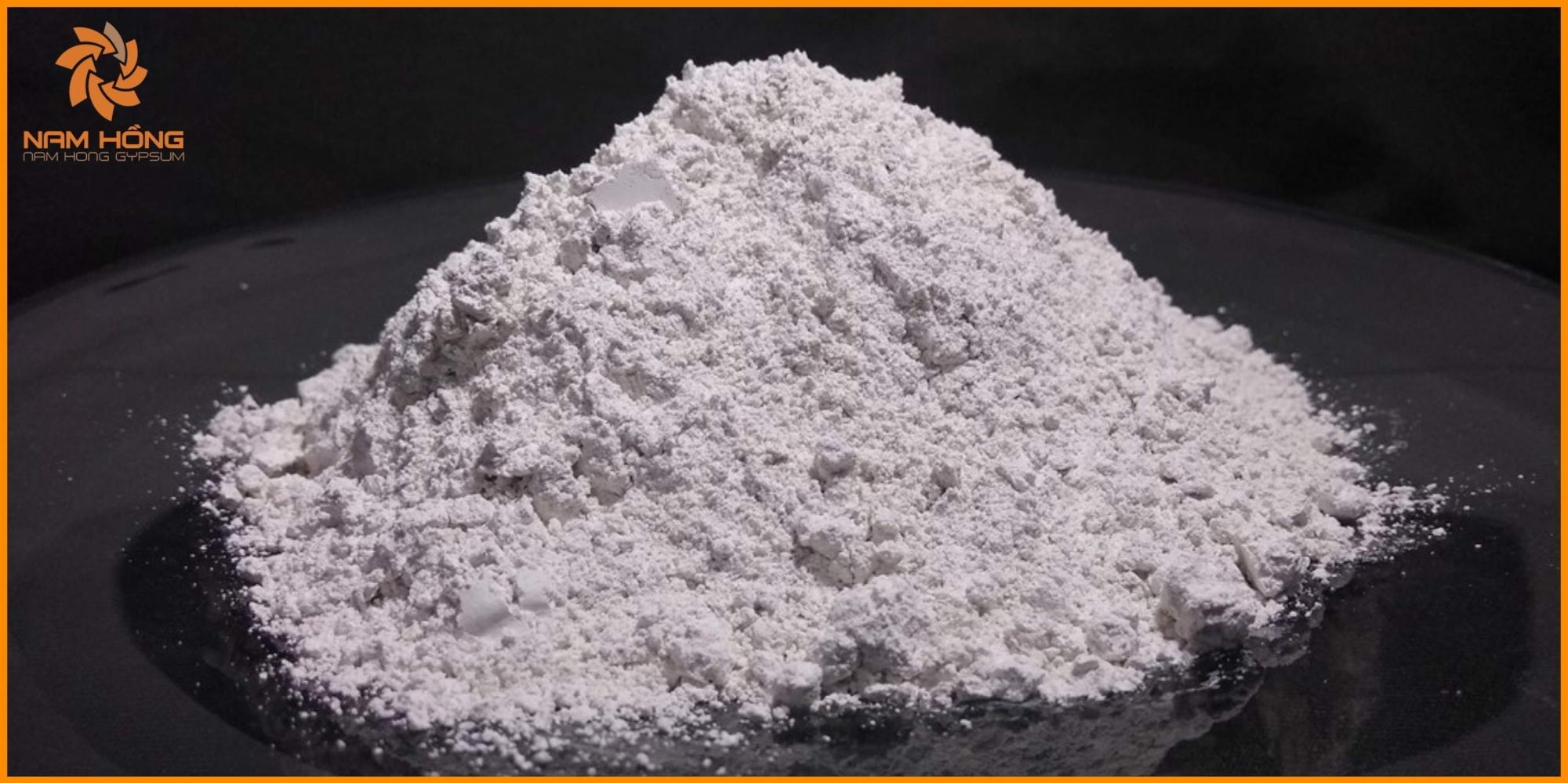 Vai trò của bột thạch cao trong thi công trần vách